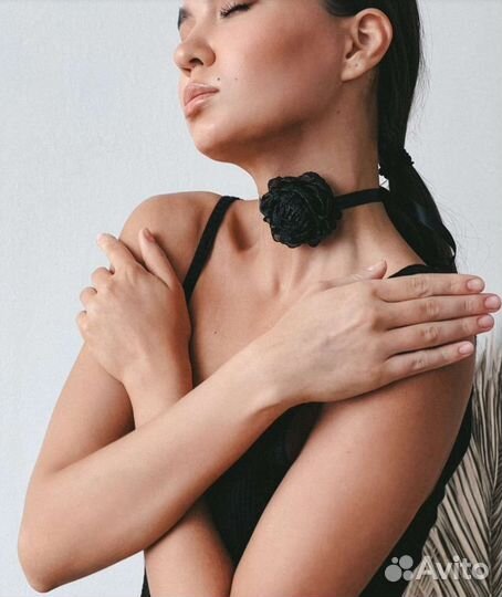 Чокер с цветком ручной работы