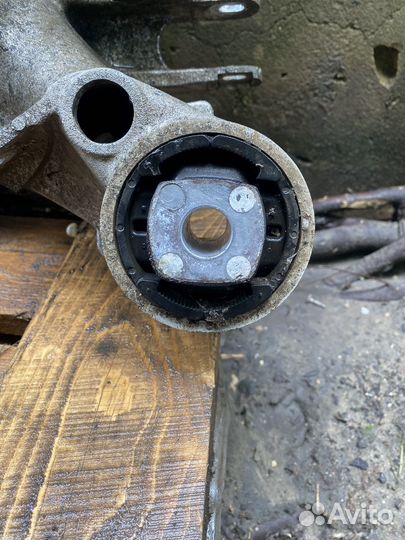 Задний подрамник BMW 5 e60