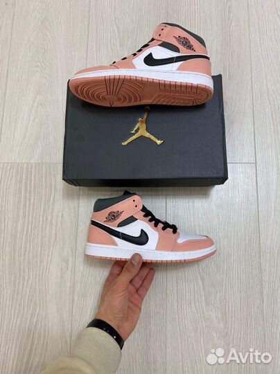 Кроссовки Air Jordan 1 Pink Quartz (36-40)