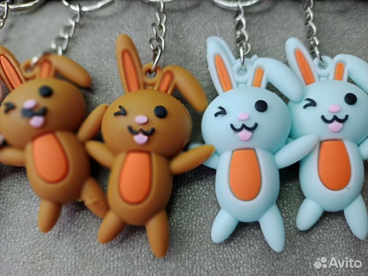 Брелок на ключи силиконовый заяц