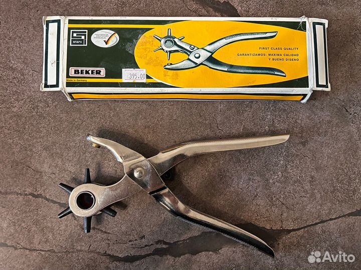 Дырокол Beker