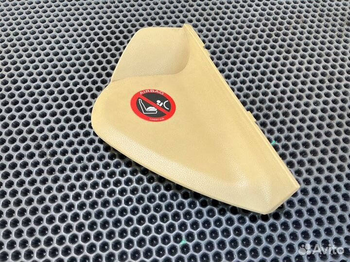 Накладка на торпедо Mercedes-Benz GL550