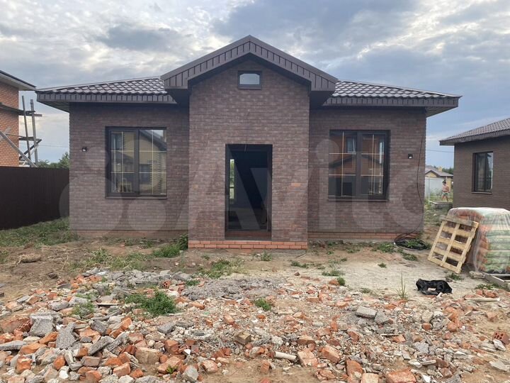 Коттедж 100 м² на участке 4 сот.