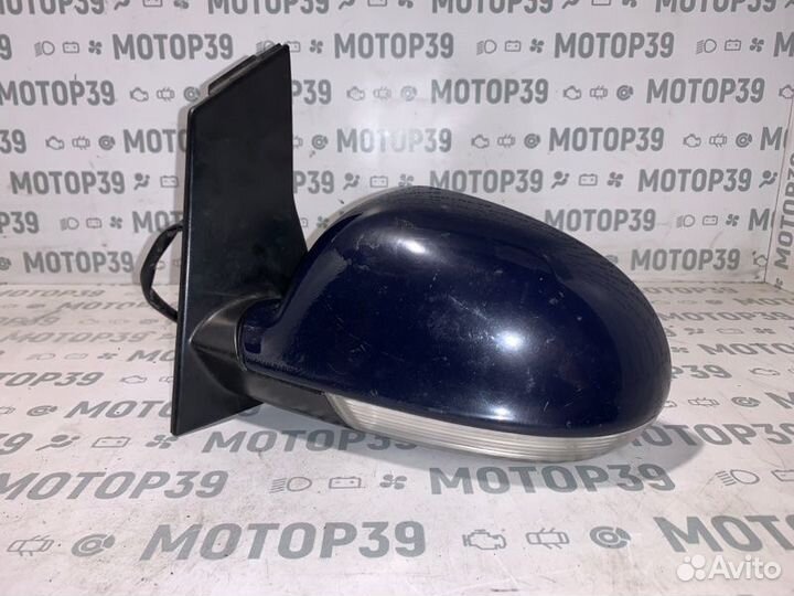 Зеркало Volkswagen Golf 1.6 I 2008