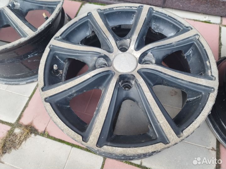 Литые диски R 15