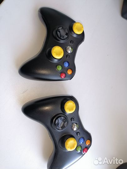 Xbox 360 slim +80дисков,2 геймпада, кинект,коробка