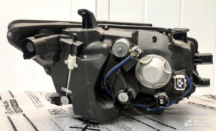 Фара левая Lexus Gx 460