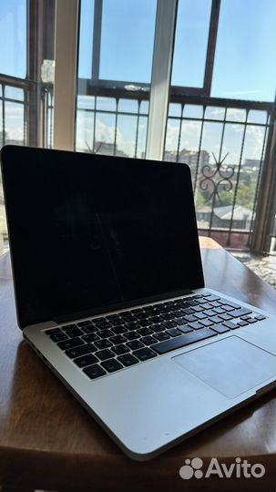 Продам Macbook 13 pro