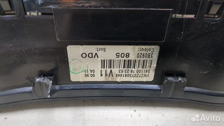 Щиток приборов Volkswagen Passat 5, 2001