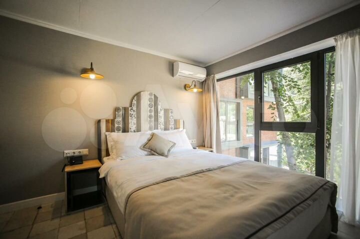 Гостиница, 300 м²