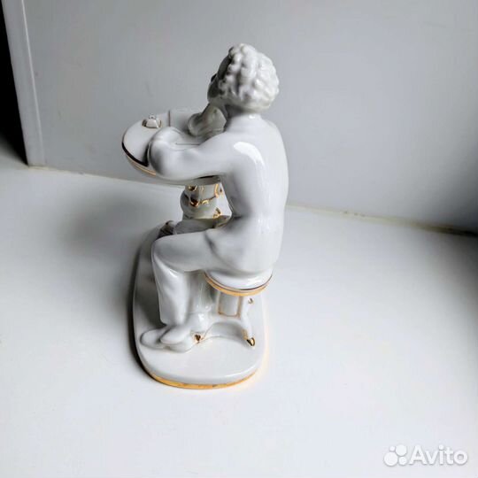 Фарфоровая статуэтка СССР лфз Юный Пушкин