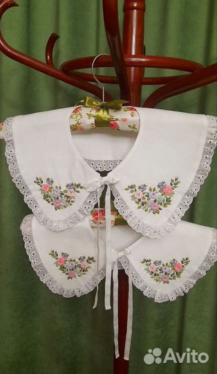 Воротничок с вышивкой