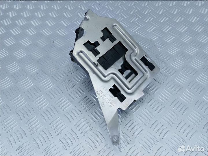 Блок комфорта, Porsche Cayenne 2011