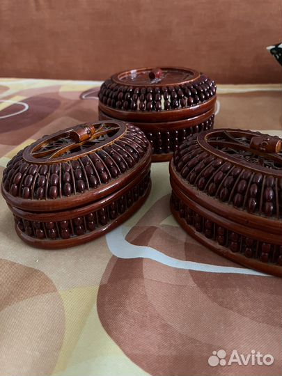 Шкатулки для украшений