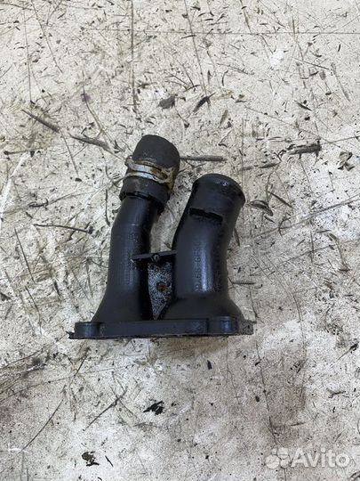 Корпус термостата Ford Fusion