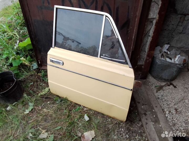 Продам дверь