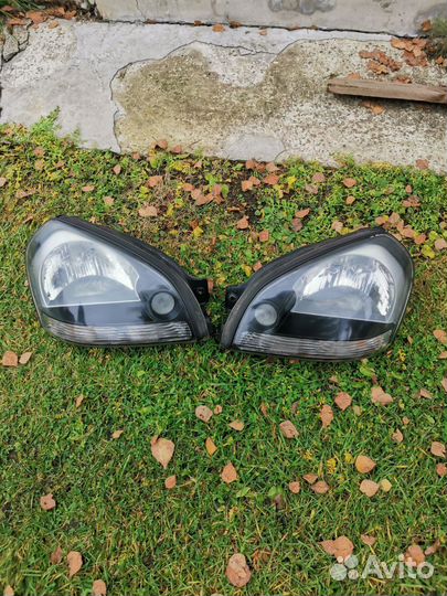 Фары на hyundai tucson 1