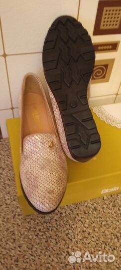 Туфли женские 37 размер натуральная кожа новые