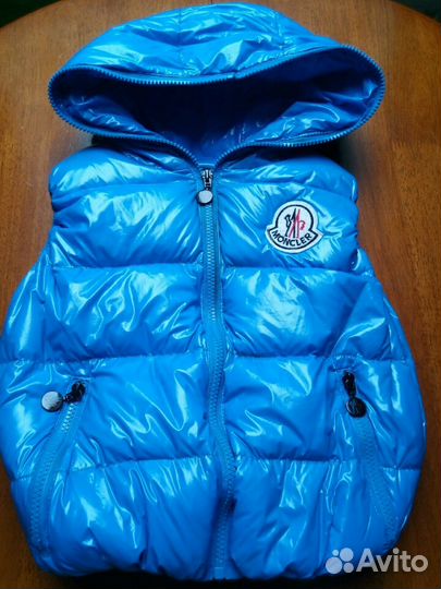 Жилет пуховой