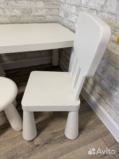 Стол и стулья из IKEA мамут