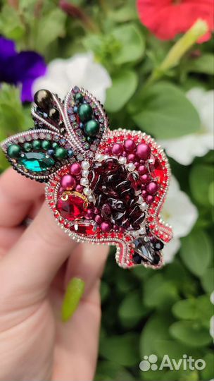 Брошь гранат