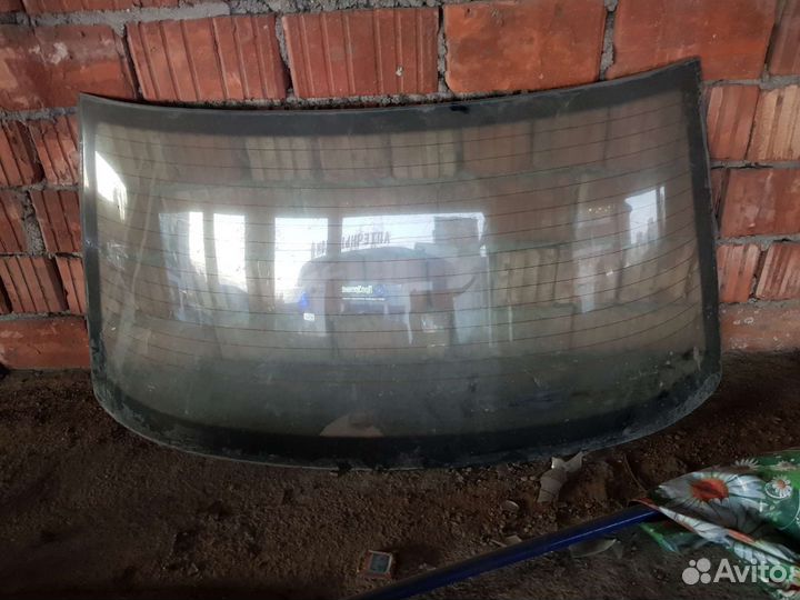 Заднее стекло ваз 2110 приора
