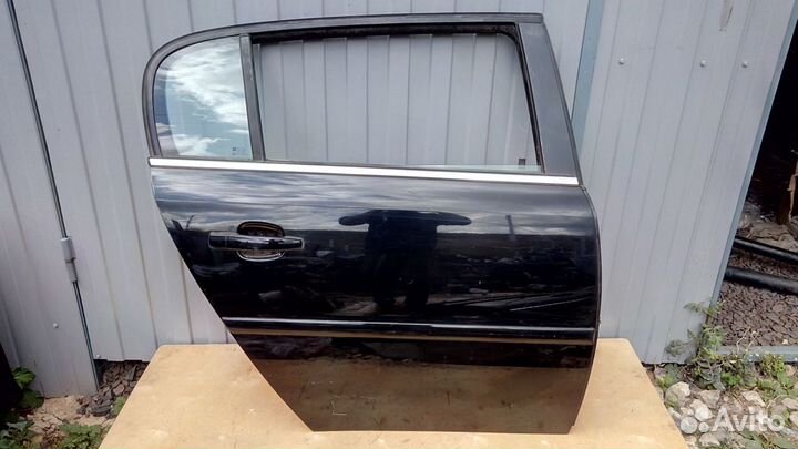 Дверь задняя правая на Опель Сигнум Цвет Черный