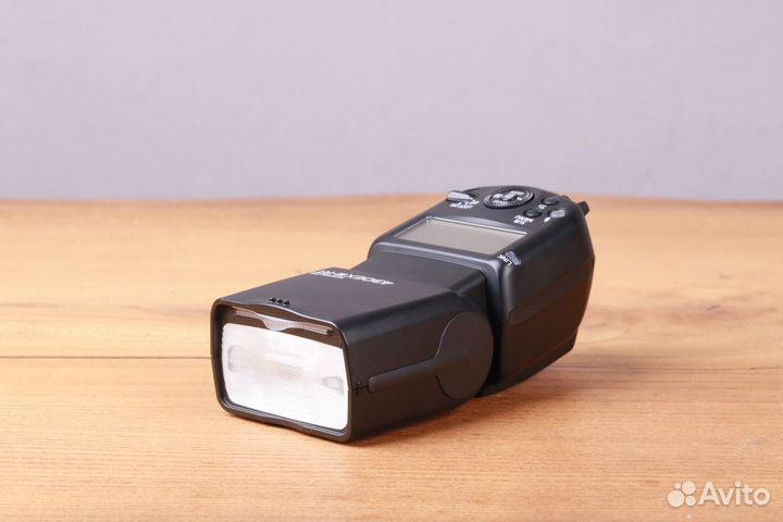 Накамерная вспышка Canon Speedlite 430EX III