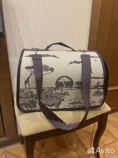 Переноска для собак в самолет