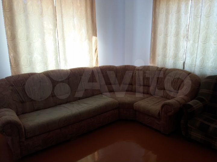 Коттедж 258 м² на участке 8 сот.