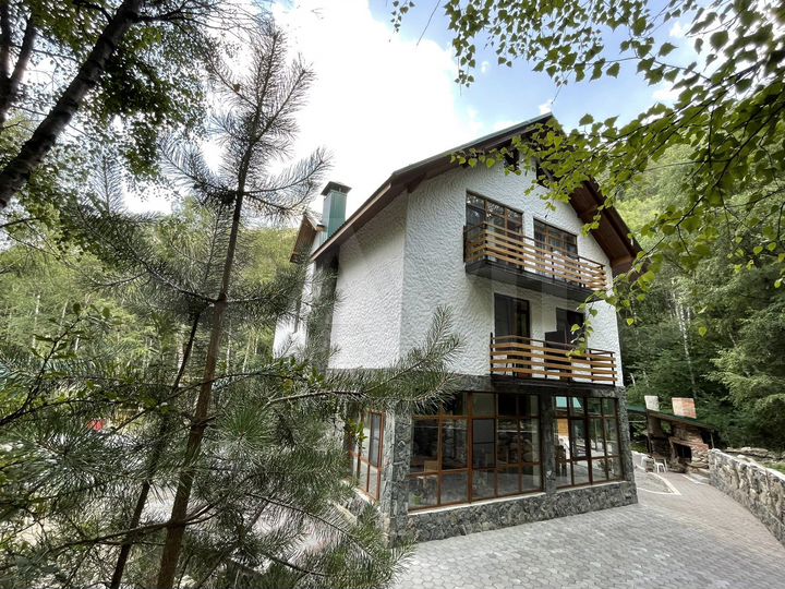 Комната 25 м², 3/3 эт.