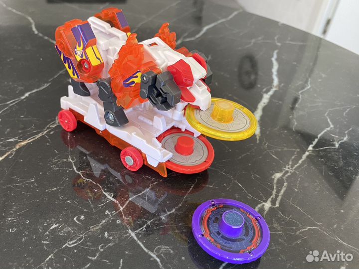 Дикие скричеры и бакуган