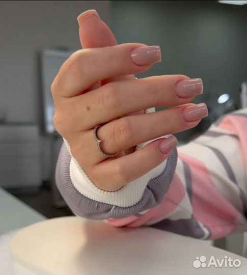 Мастер маникюра и наращивание ногтей