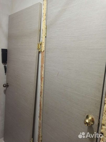 Межкомнатная дверь бу с коробкой