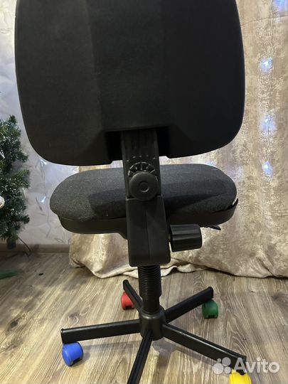 Офисный стул