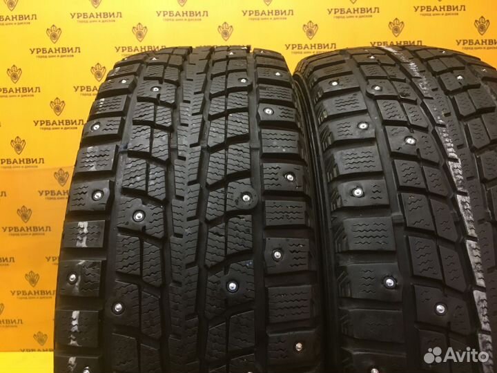 Dunlop SP Winter Ice 01 205/65 R15 94T