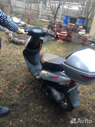 Продам скутер JoyR