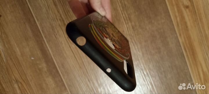 Чехлы для телефонов разные