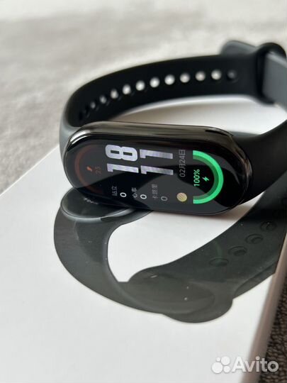 Фитнес браслет xiaomi mi band 8