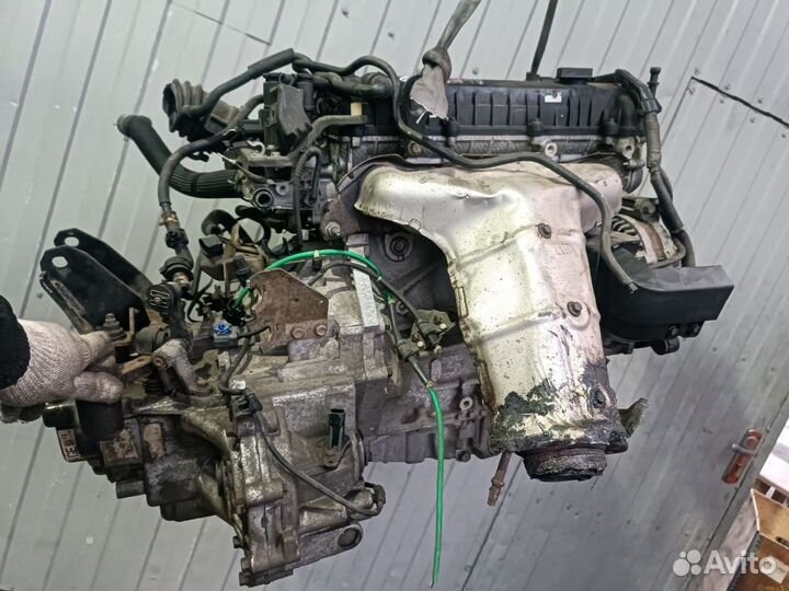 Двигатель LF 2.0 Щуп поддон Мазда