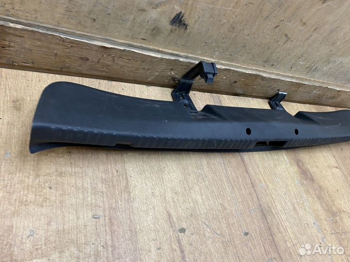 Обшивка багажника Skoda Rapid 2013-2020