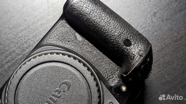 Зеркальный фотоаппарат canon 750d