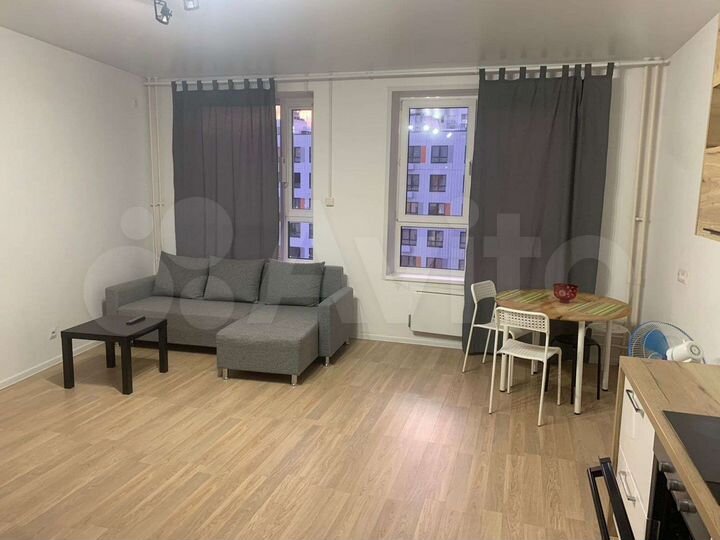 2-к. квартира, 60 м², 7/17 эт.