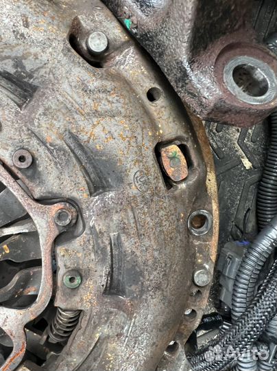 Маховик и сцепление в сборе Nissan x-trail t31