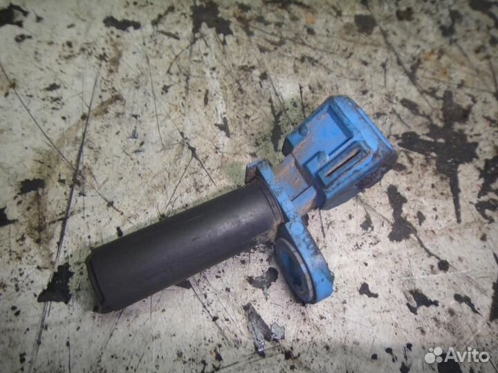 Датчик положения коленвала Ford Focus 2 дорестайли