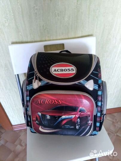 Рюкзак школьный