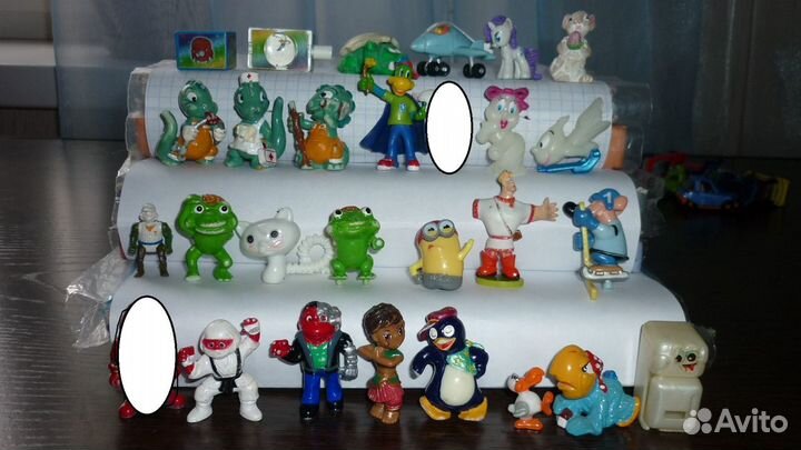 Игрушки из киндеров