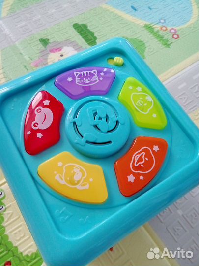 Интерактивный музыкальный кубик babygo бизиборд