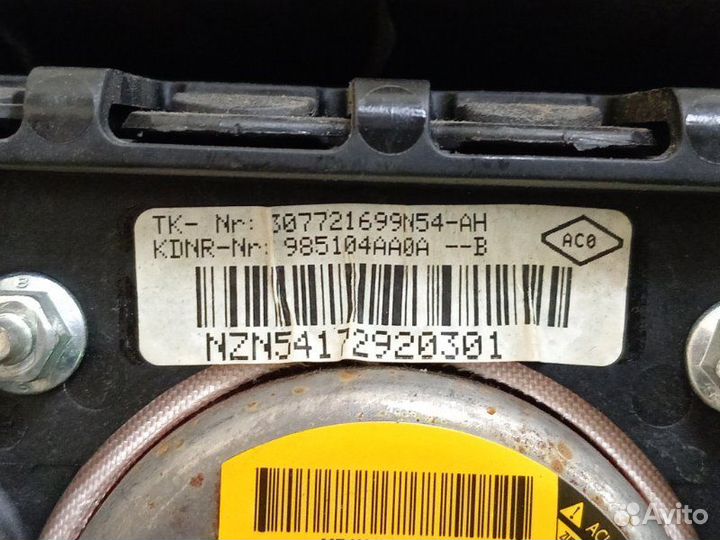 Подушка безопасности в руль Nissan Almera G15
