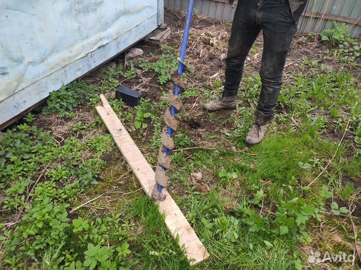 Бурение скважин ручным способом